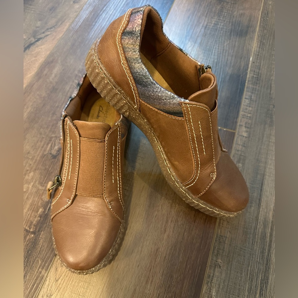 Clarks Collection Loafer Shoes Women's 7.5Brown Leather Comfort Gum Sole Booties